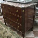 439 1544 CHEST OF DRAWERS